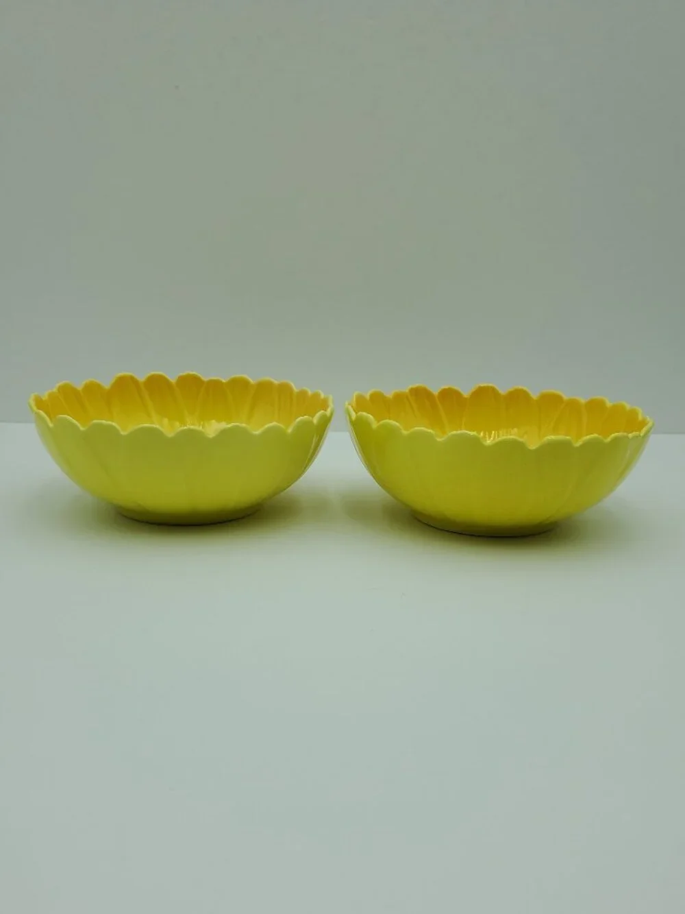 Pier 1 Sunflower Bowls Pier 1 Yellow Flower Shaped Soup Cereal Bowls